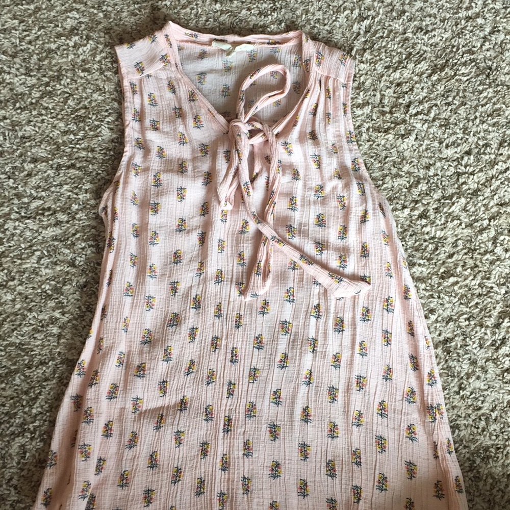 Pink floral blouse size L